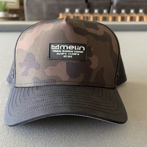 Melin camo black snapback